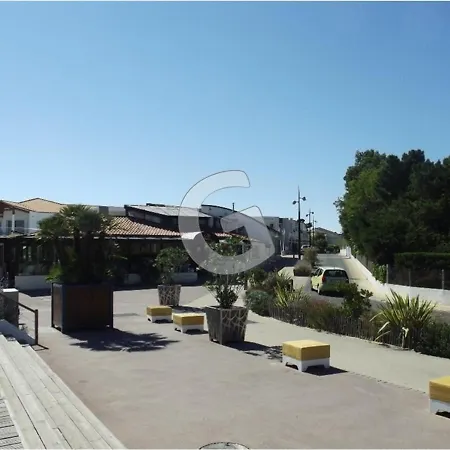 Maison Cosy A 200m De La Plage, Avec Jardin, Parking Et Ping-pong - Sur - Fr-1-357-66 *