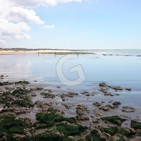 Maison Cosy A 200m De La Plage, Avec Jardin, Parking Et Ping-pong - Sur - Fr-1-357-66 Holiday home
